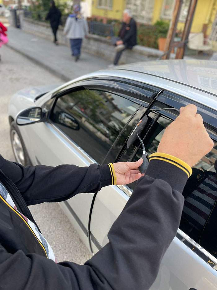 Kumru Oto Kilitçisi